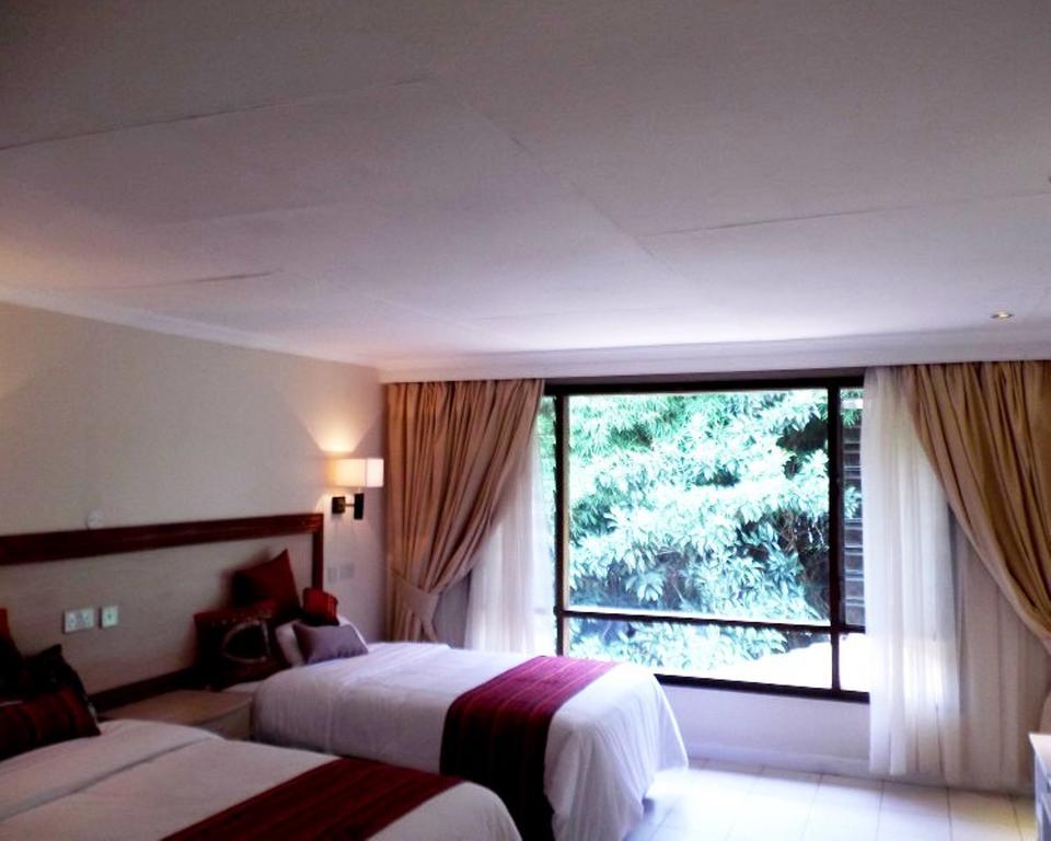 Hotel Riverview Westlands Найроби Экстерьер фото